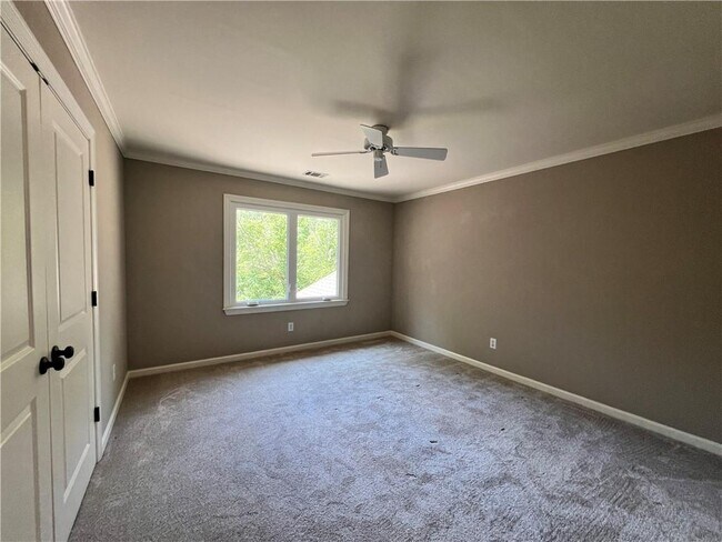 Building Photo - 5630 Sandown Way