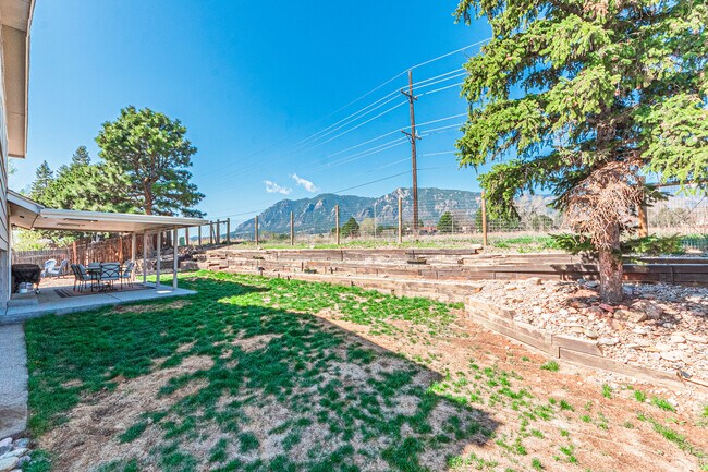 Building Photo - 3158 Breckenridge Dr W