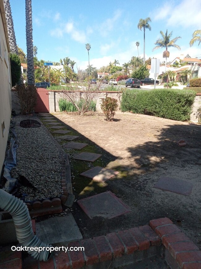 Building Photo - Beautiful Spanish Style Midtown Home with ...