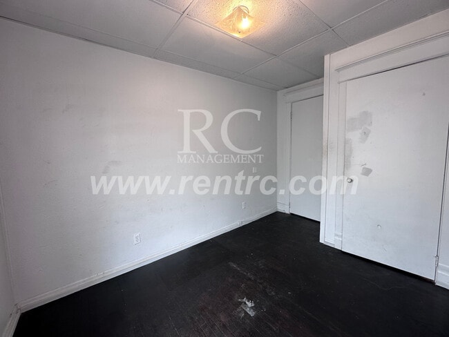 Building Photo - 425-3B Vermilion-N
