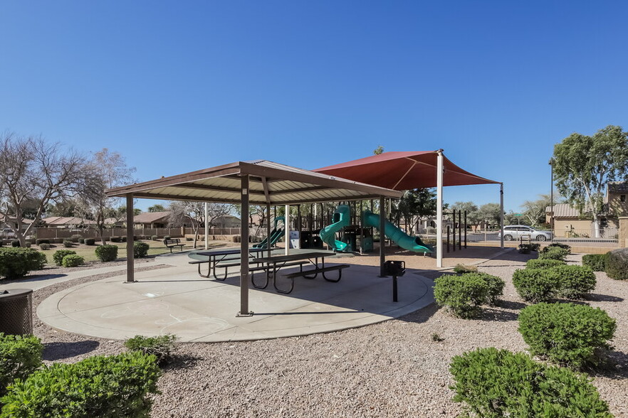 Building Photo - 21038 E Tierra Grande