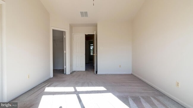 Building Photo - 45416 Baggett Terrace