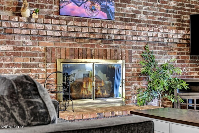 Building Photo - 1490 Foster Dr