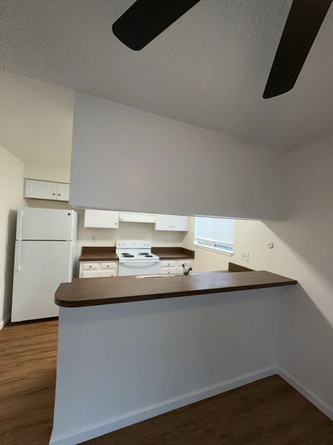Building Photo - 615 Rancheria Dr