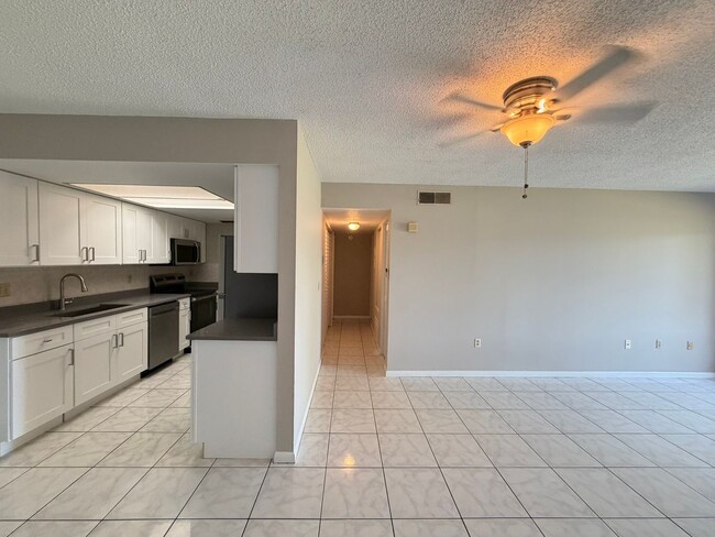 Building Photo - Great apartment for rent!