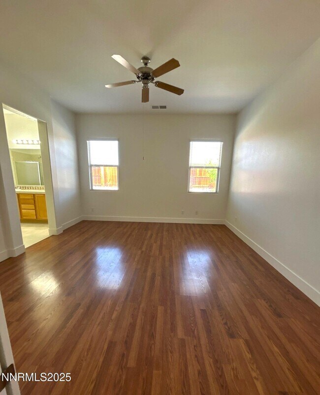 Building Photo - 5021 Chevalier Dr