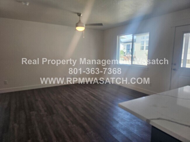 Building Photo - 738 N 160 E