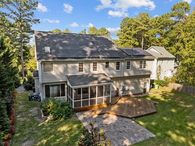Building Photo - 2406 Flints Pond Cir