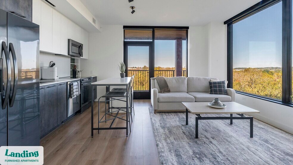 Primary Photo - 632 Howard Rd SE