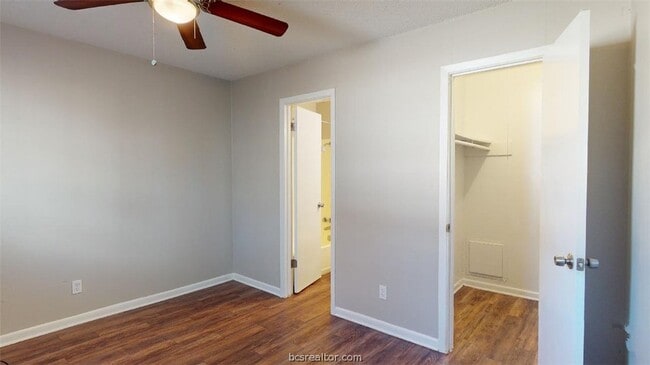 Building Photo - 500 Foch St