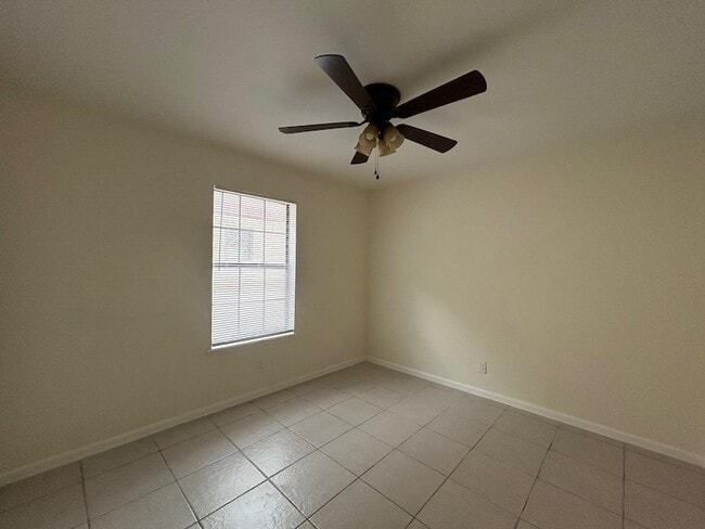 Building Photo - 344 E Dakota