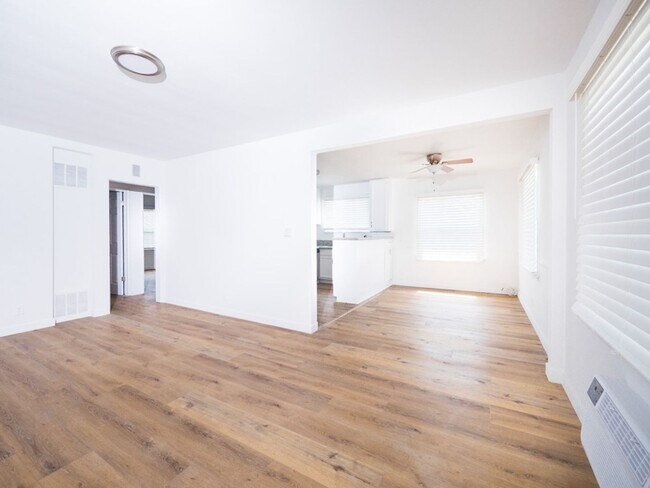 Interior Photo - 11320 Tiara St