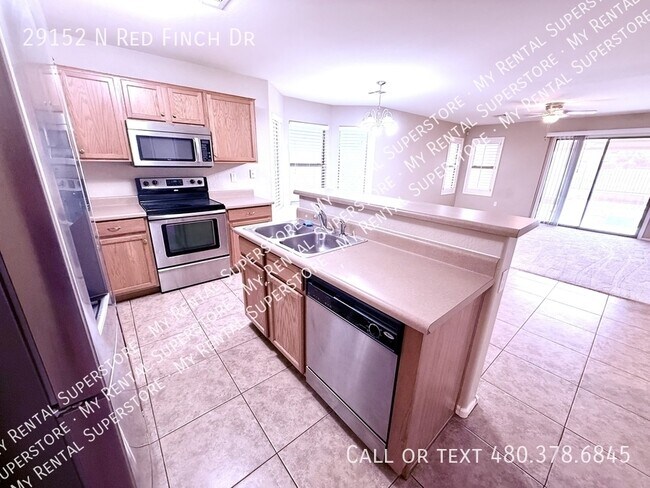 Building Photo - 29152 N Red Finch Dr