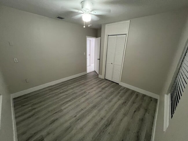 Building Photo - 16100 NW 18th Ave