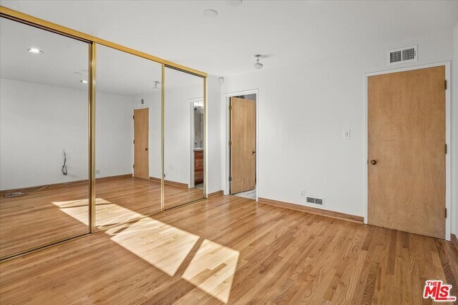 Building Photo - 13521 Bayliss Rd