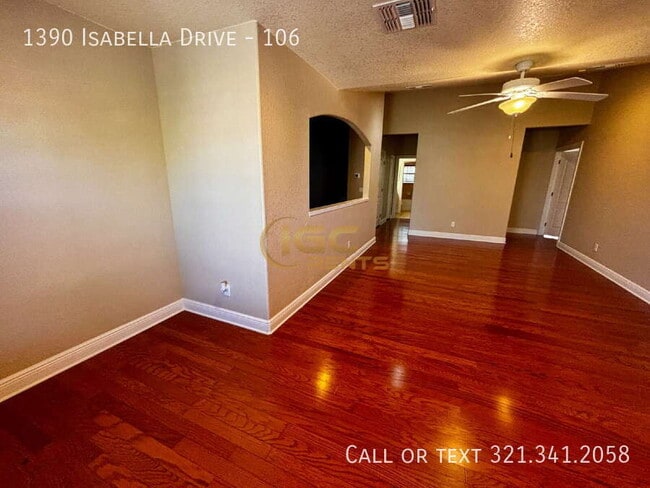 Building Photo - 1390 Isabella Dr