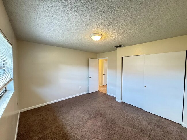 Building Photo - 1250 Josephine St
