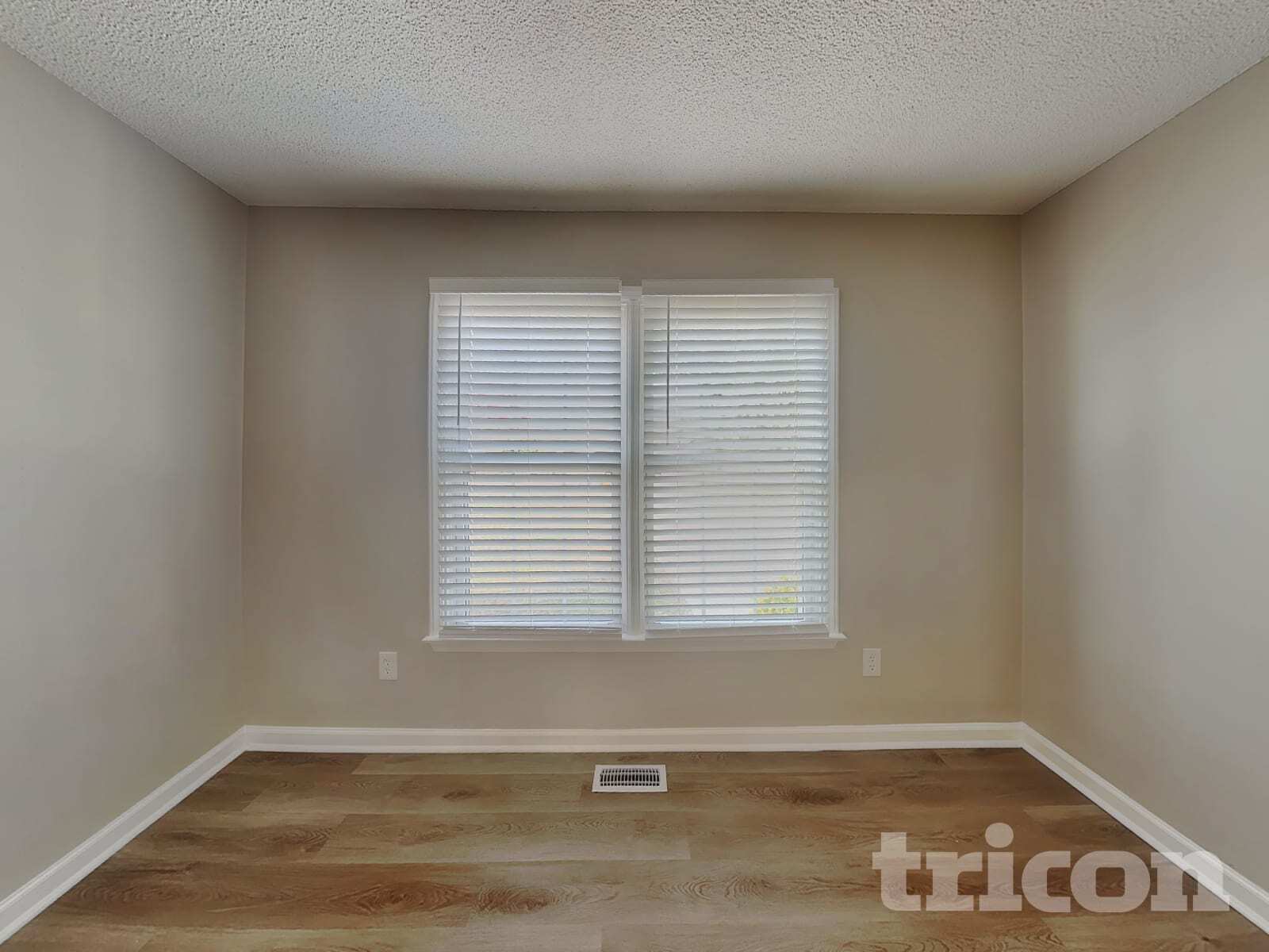 Building Photo - 713 Ilex Ct