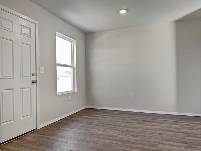 Building Photo - Beautiful New Construction Home  - 3 Bed, ...