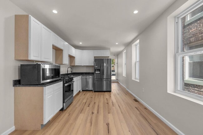 Building Photo - 111 N Patterson Park Ave