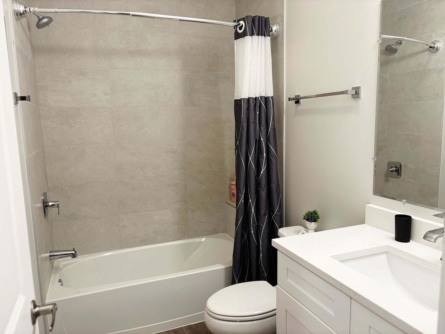 Building Photo - 28379 Torch Pkwy