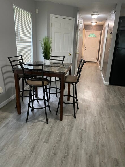 Unit #1 dining area - 1308 McCaskill Ave