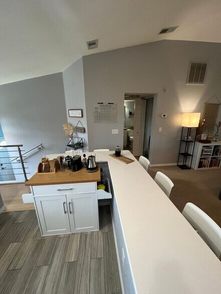 Building Photo - 8389 Wingate Dr