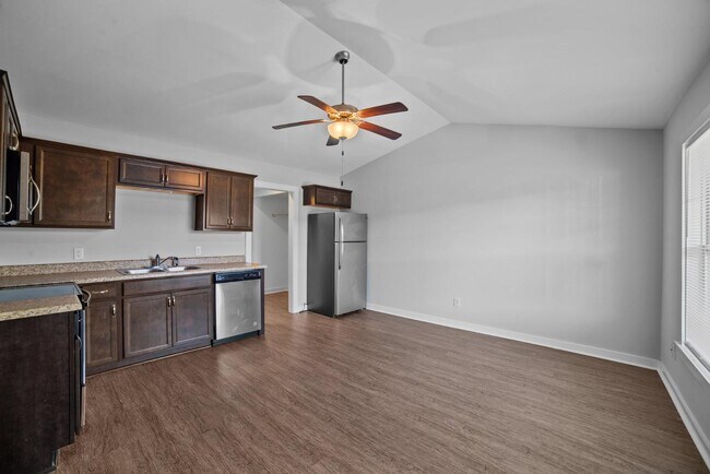 Building Photo - 3904 West Vancroft Circle