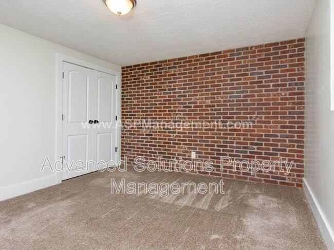 Building Photo - 765 Jepson Ave