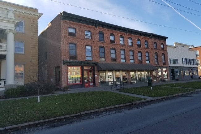 Primary Photo - 27-31 Genesee St