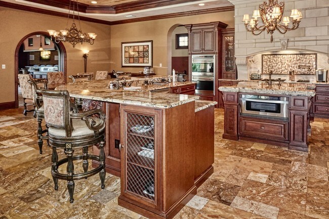 Building Photo - 1363 Oceanview Dr