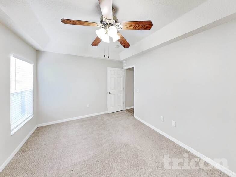 Building Photo - 3919 Day Bridge Pl