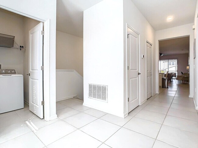 Building Photo - 8879 Cabot Cliffs Dr