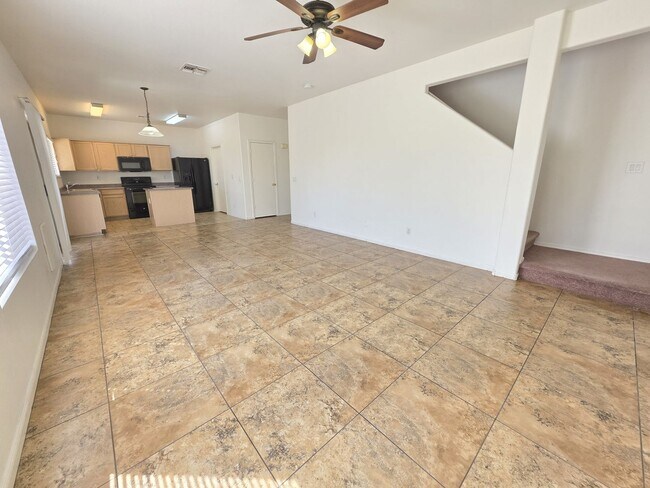 Building Photo - 30469 N Plantation Dr