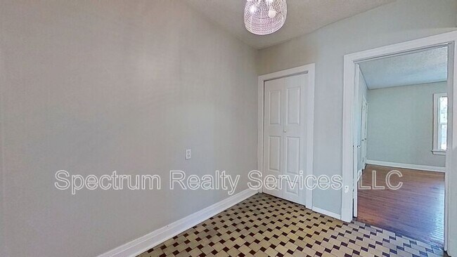 Building Photo - 938 Cordova Pl