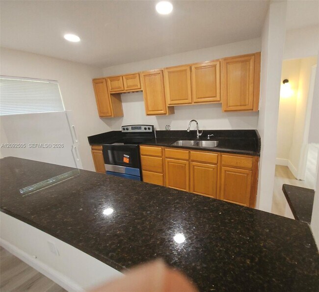 Building Photo - 2111 Wiley Ct
