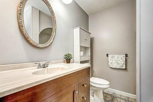 Building Photo - 7334 La Granada Dr