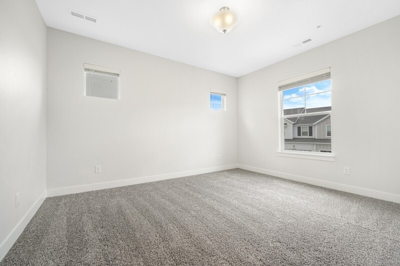 Building Photo - 13049 S Cannavale Ln