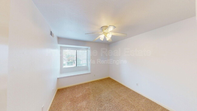 Building Photo - 13274 Creek Park Ln