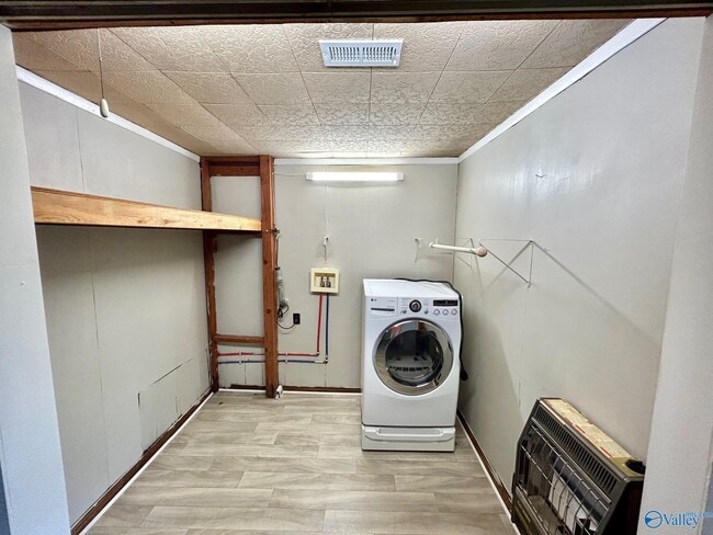 Building Photo - 4718 Meridian St N