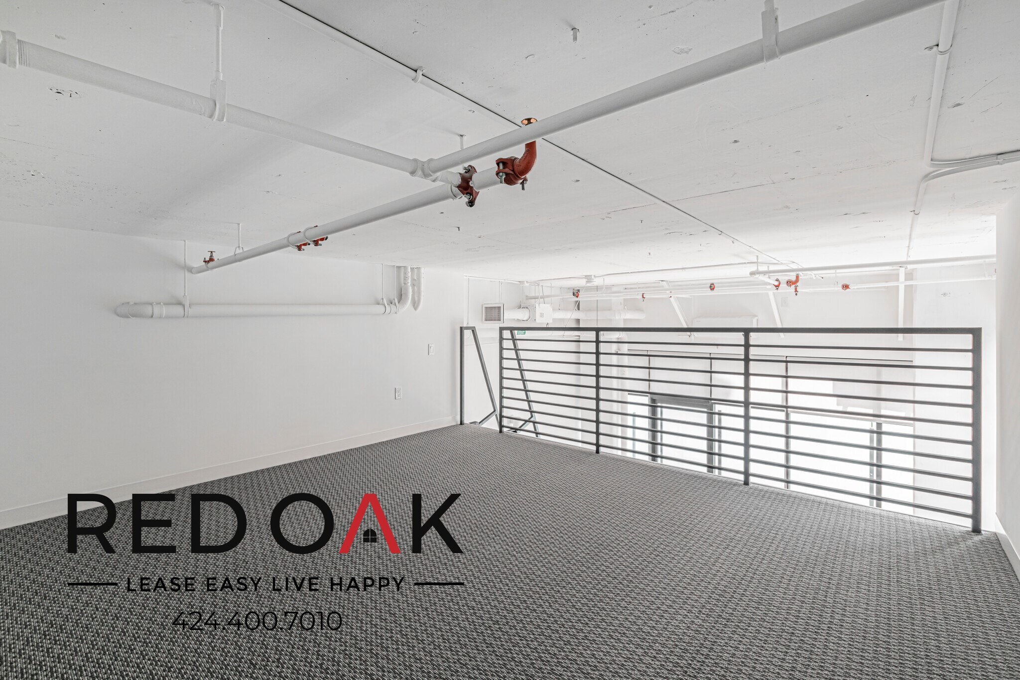 Building Photo - 1860 N Western Ave