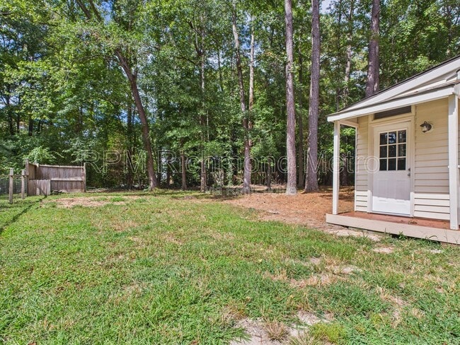 Building Photo - 11220 Sunfield Dr