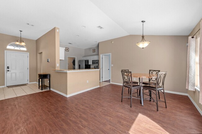 Building Photo - 5920 Ashton Woods Cir