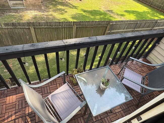 Building Photo - 2120 Pearl St