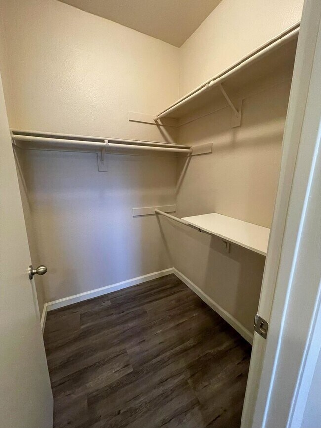 Building Photo - BEAUTIFUL RIVER FRONT CONDO IN THE "RIVER ...