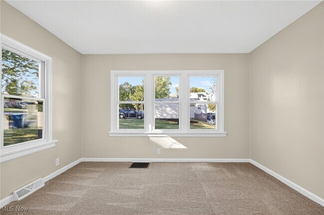 Building Photo - 2185 Stahl Rd