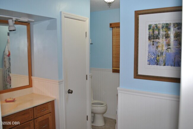 Building Photo - 5590 Lancewood Cir S