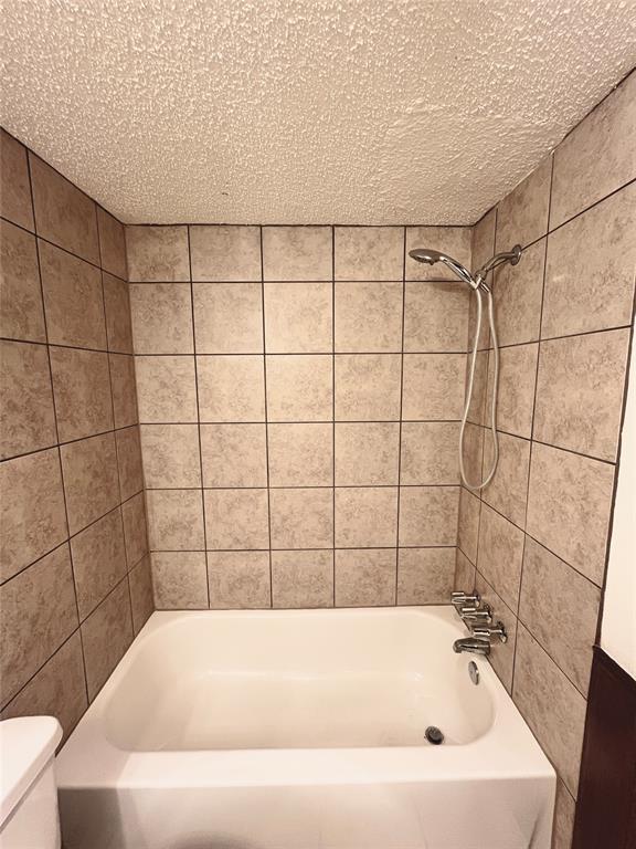 Building Photo - 300 Chalmette Dr