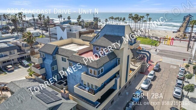 Building Photo - GORGEOUS Remodeled Penthouse with Ocean Vi...