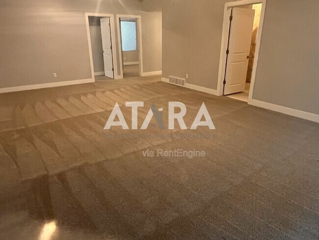 Building Photo - 9167 S Galette Ln